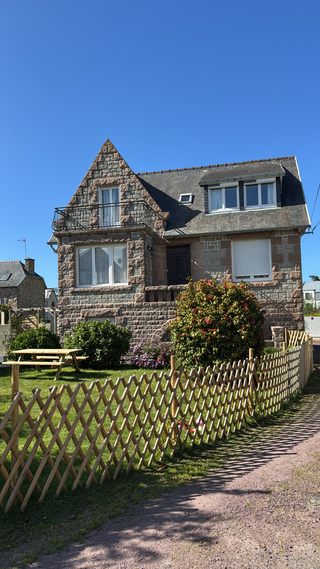 Ty Armor, maison de vacances en pierre à Ploumanac'h